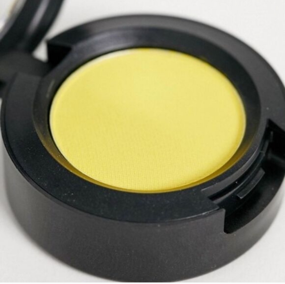 ❇️🧚‍♀️MEMORIES OF SPACE Mac Eyeshadow Single NWT - Picture 5 of 7